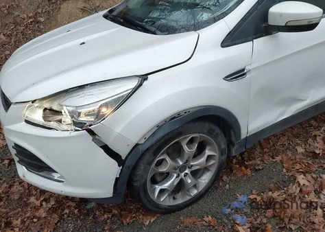 2015 Ford Escape Titanium from USA, damaged, VIN 1FMCU9J97FUC46611